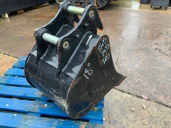 UNUSED 18" RHINOX BUCKET......45mm PINS.....206w. 359858369