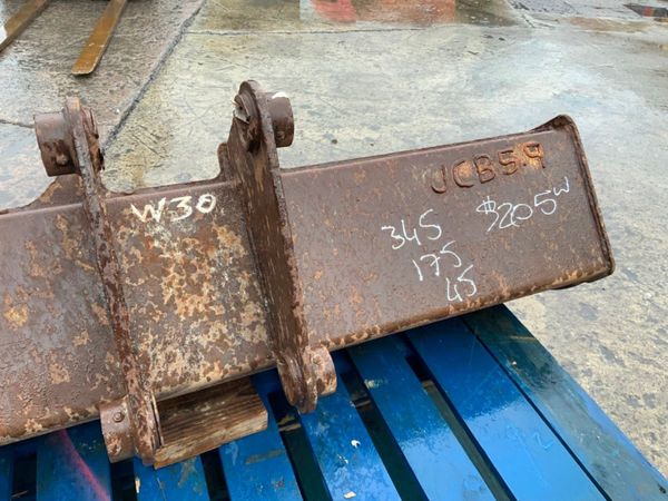 60" JCB GRADING BUCKET.....45mm PINS......205w. 359858444