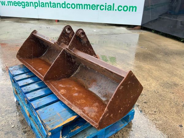 60" JCB GRADING BUCKET.....45mm PINS......205w. 359858449