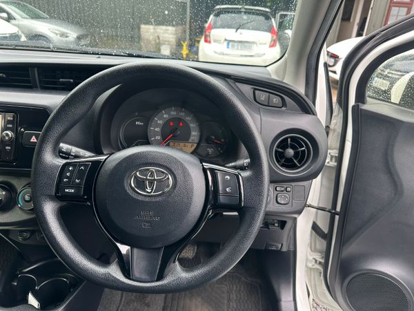 Toyota Yaris (Vitz) 2017  Push start immobiliser 359853202