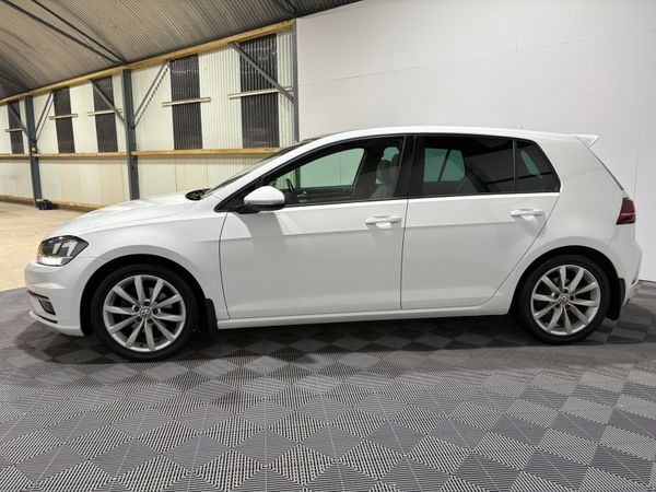 17 Volkswagen Golf Highline 2.0 TDi 150 Bhp 359866481
