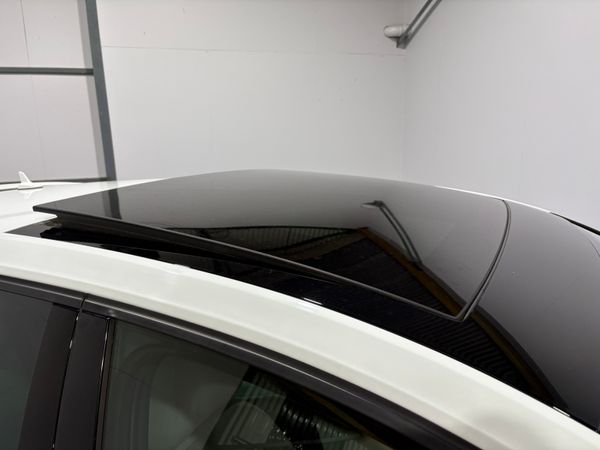 17 Volkswagen Golf Highline 2.0 TDi 150 Bhp 359866496