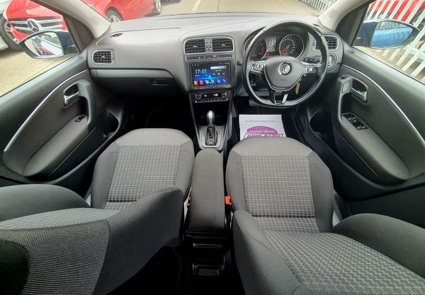 2017 Volkswagen Polo 359868146