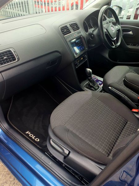 2017 Volkswagen Polo 359868147