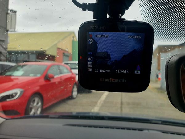 2017 Volkswagen Polo 359868142