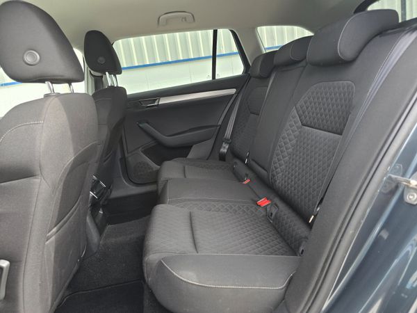 212 SKODA SUPERB EST COMBI 2.0 TDI AUTO 359868499