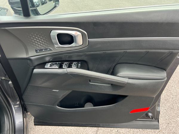 2022 Kia Sorento 4 1.6 PHEV AWD - 7 Seater Auto 359862234