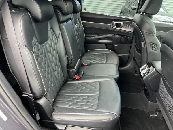2022 Kia Sorento 4 1.6 PHEV AWD - 7 Seater Auto 359862256