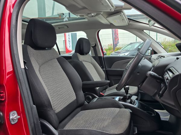 *152 CITROEN 4 7 SEATER 359876280
