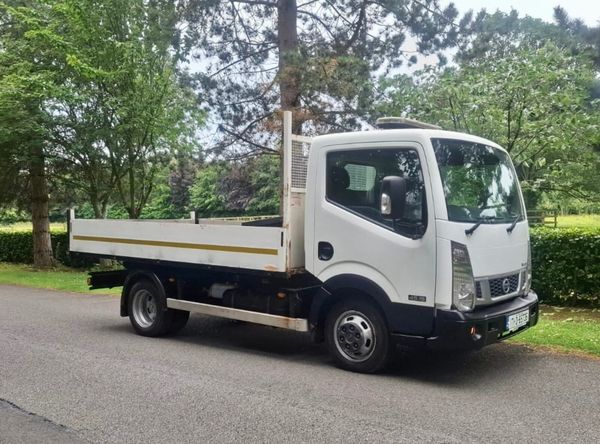 Nissan Cabstar TIPPER 4.5 Tonne 2017 DOE 7/25 359870372
