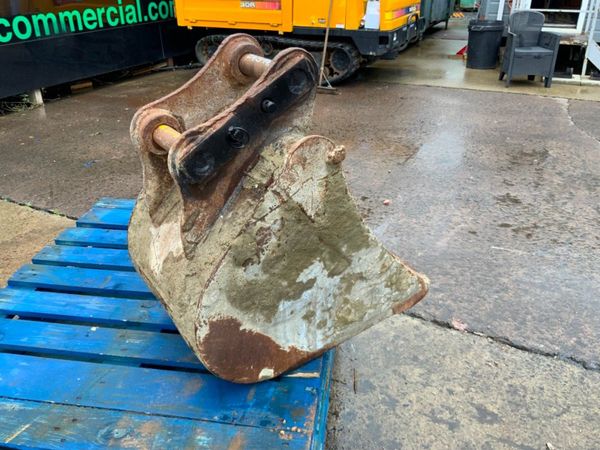 18" DIGGING BUCKET....45mm PINS.....2008. 359889217