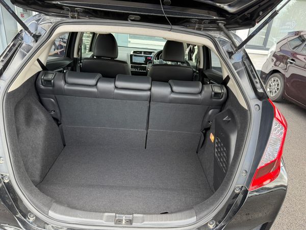 2016 Honda JAZZFit 1.5 Hybrid auto Top Specs, 359883016