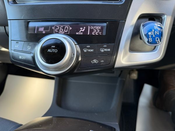 2014 Toyota Prius Plus/alpha1.8 Hybrid auto 7Seate 359896407
