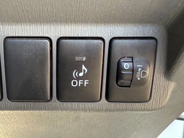 2014 Toyota Prius Plus/alpha1.8 Hybrid auto 7Seate 359896409