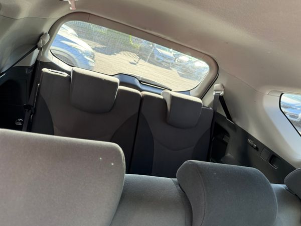 2014 Toyota Prius Plus/alpha1.8 Hybrid auto 7Seate 359896415