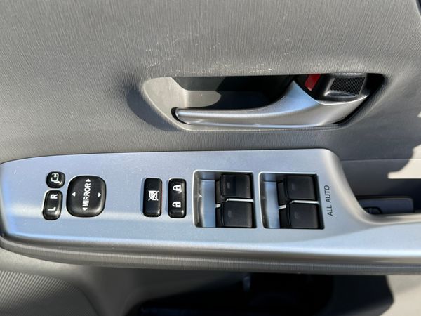 2014 Toyota Prius Plus/alpha1.8 Hybrid auto 7Seate 359896410