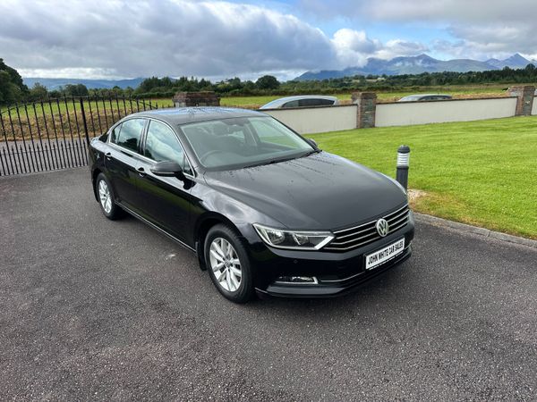 Volkswagen Passat Comfortline 1.6 TDI 359936310