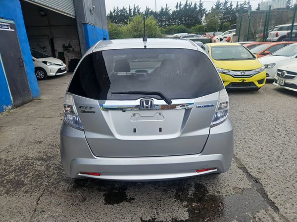 2012 Honda Fit Hybrid Automatic 359944742