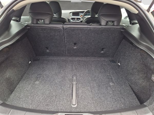 2014 VOLVO V40 T4 1.6 PETROL AUTOMATIC**WARRANTY** 359949191