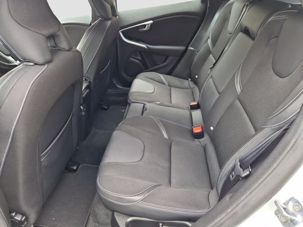 2014 VOLVO V40 T4 1.6 PETROL AUTOMATIC**WARRANTY** 359949193