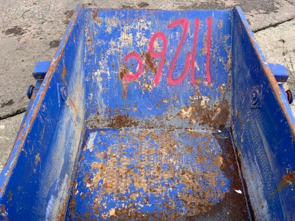 500lts CONQUIP SELF TIPPING BOAT SKIP........1126 359941589