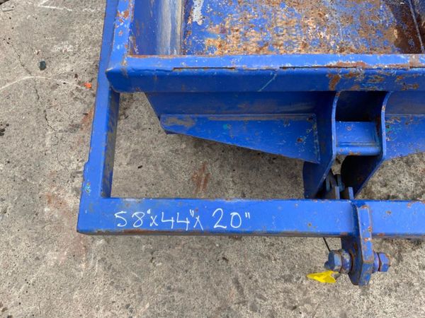 500lts CONQUIP SELF TIPPING BOAT SKIP........1126 359941590
