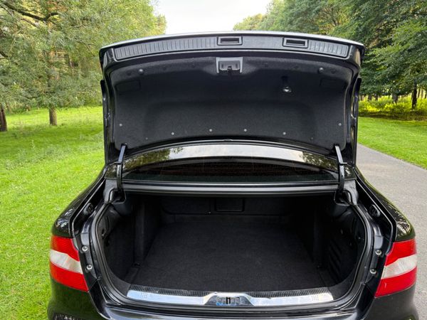 Skoda Superb 2013 TDI 359950144