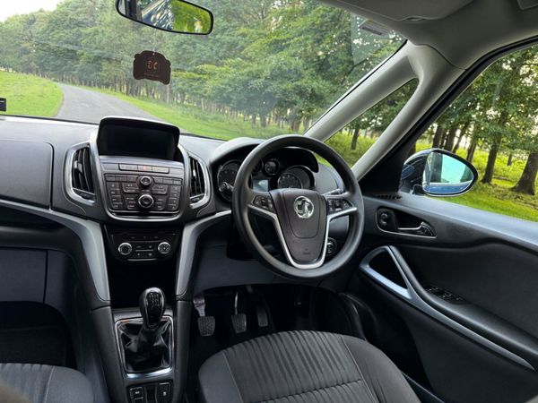 Vauxhall Zafira ‘162’ Seven Seat Diesel 359950625