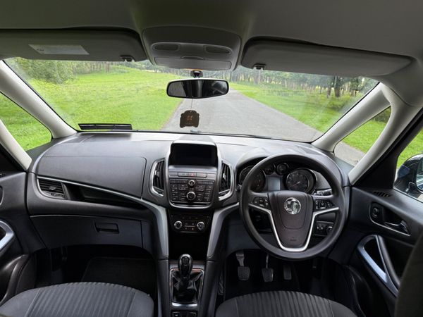 Vauxhall Zafira ‘162’ Seven Seat Diesel 359950620
