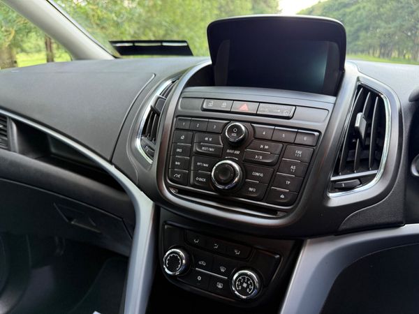 Vauxhall Zafira ‘162’ Seven Seat Diesel 359950635