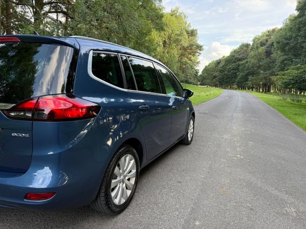 Vauxhall Zafira ‘162’ Seven Seat Diesel 359950659