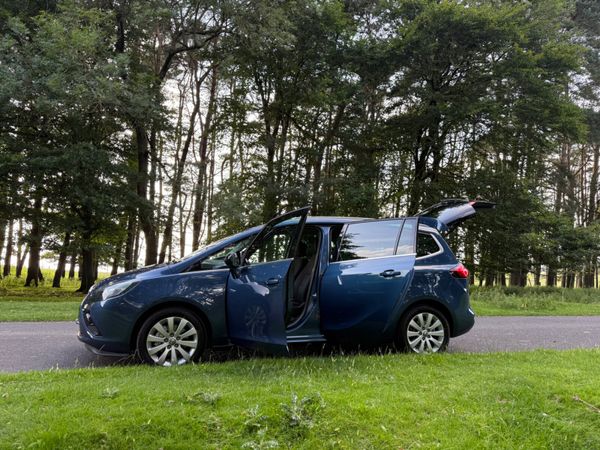 Vauxhall Zafira ‘162’ Seven Seat Diesel 359950666
