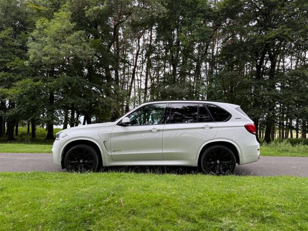BMW X5 2016 Pearl White 359960338