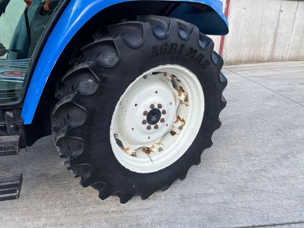 2007 New Holland TL100A 359960934