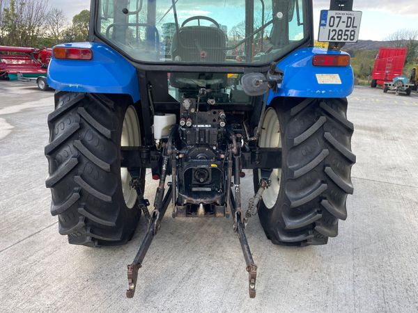 2007 New Holland TL100A 359960973