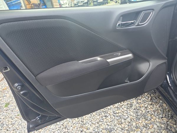 2018 Honda Grace 1.5L Hybrid | Automatic | 359963276