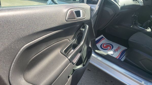 Ford Fiesta 2015 AA APPROVED 350052664