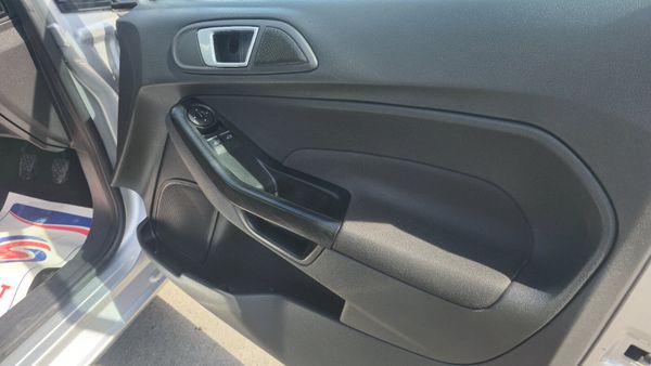 Ford Fiesta 2015 AA APPROVED 350052669