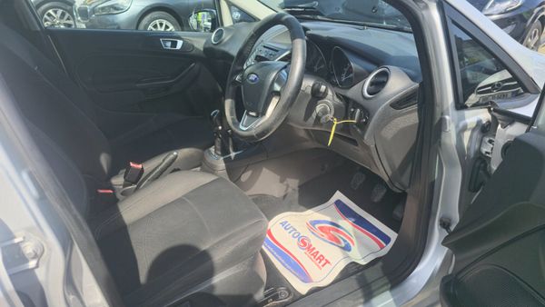 Ford Fiesta 2015 AA APPROVED 350052671