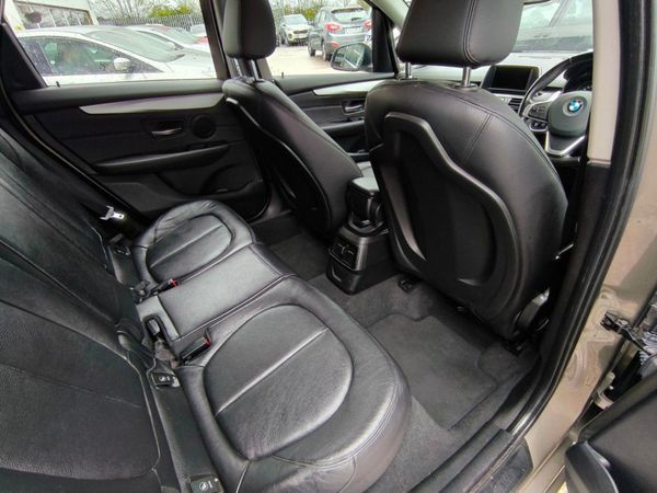 BMW 2 Series 216d SE Active Tourer 350171121