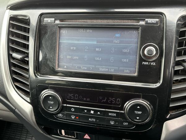 2018 Mitsubishi L200 2.4 DI-D 178 TITAN Crewcab 350222358