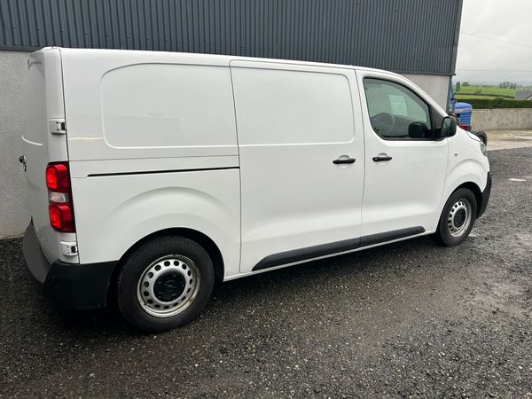 2020 Opel Vivaro - Clean van 350274916