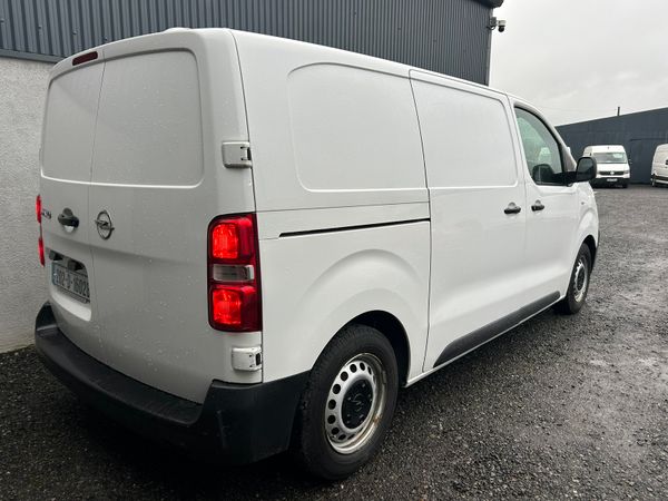 2020 Opel Vivaro - Clean van 350274917