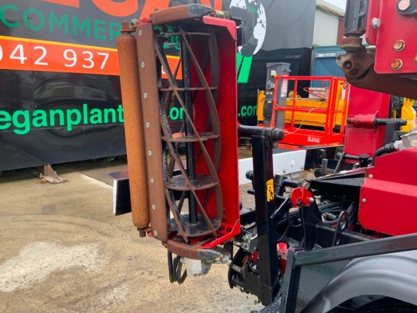 2018 TORO tn 7490 FINISHING MOWER......16ft WIDE. 350546865