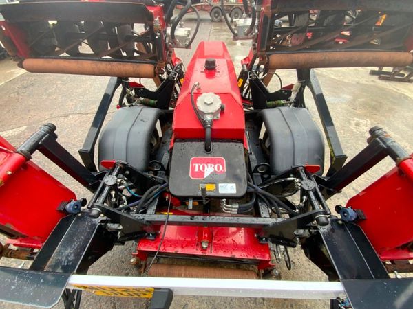 2018 TORO tn 7490 FINISHING MOWER......16ft WIDE. 350546868