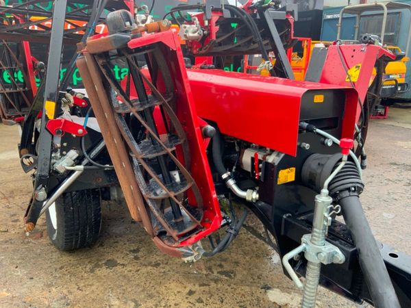 2018 TORO tn 7490 FINISHING MOWER......16ft WIDE. 350546878
