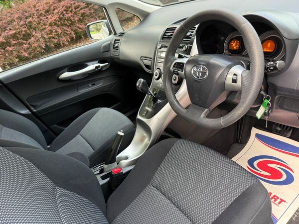 Toyota Auris 2010 Automatic Diesel 350606113