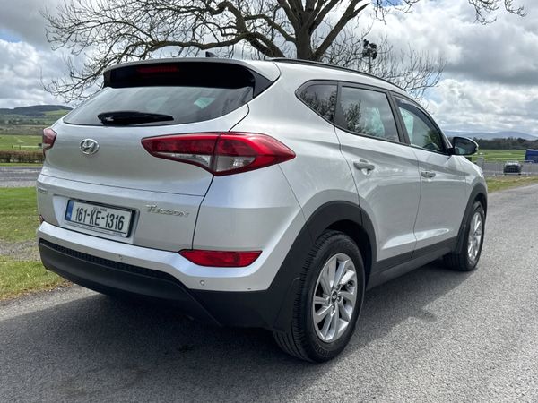 Hyundai Tucson 2016 Premium Low Mileage 350694580