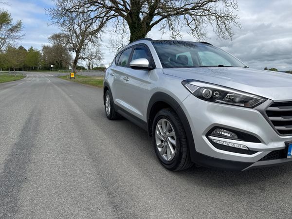 Hyundai Tucson 2016 Premium Low Mileage 350694633