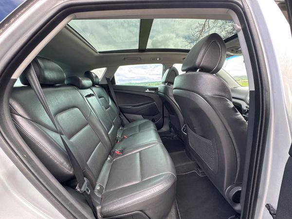 Hyundai Tucson 2016 Premium Low Mileage 350694658
